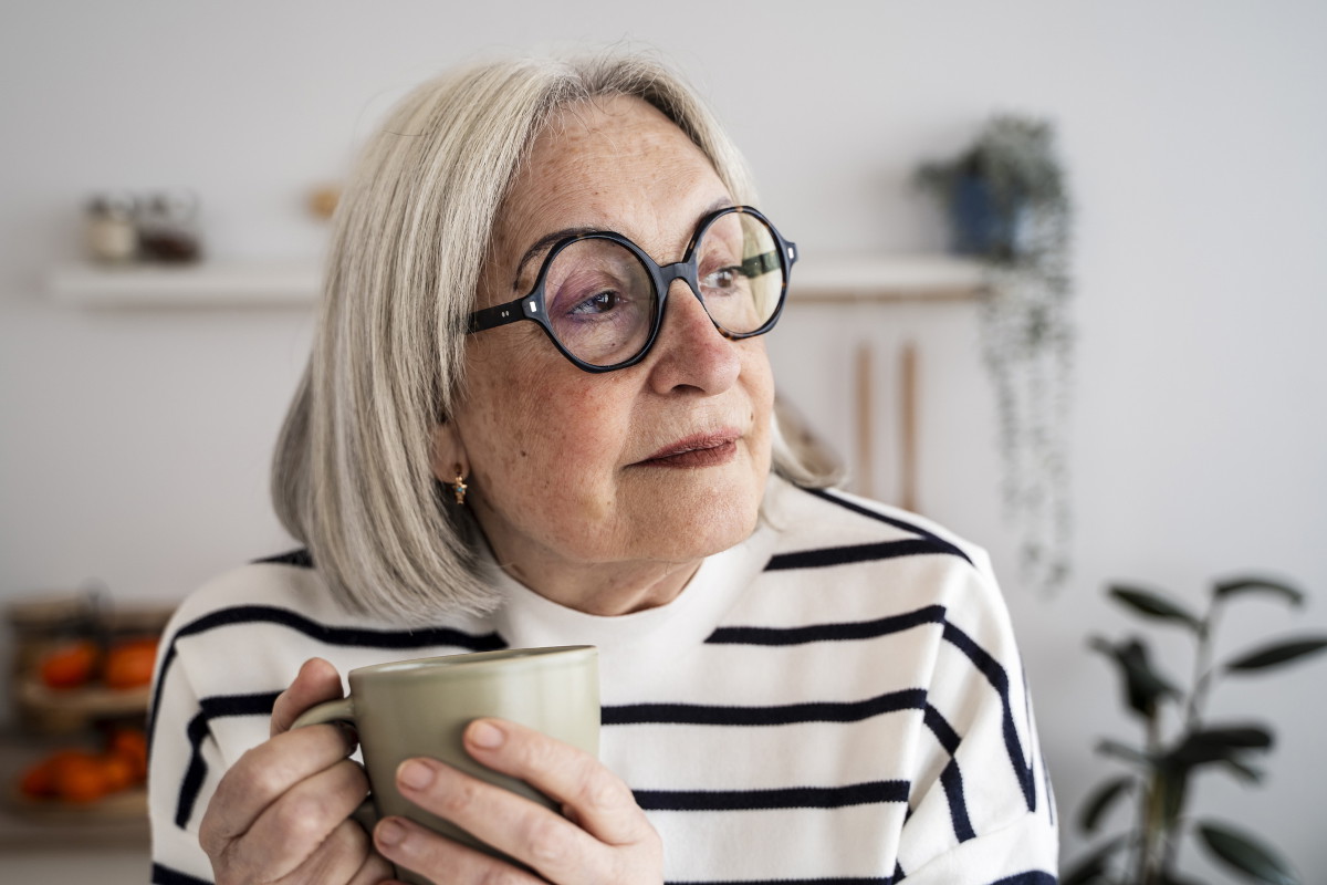 starsza kobieta