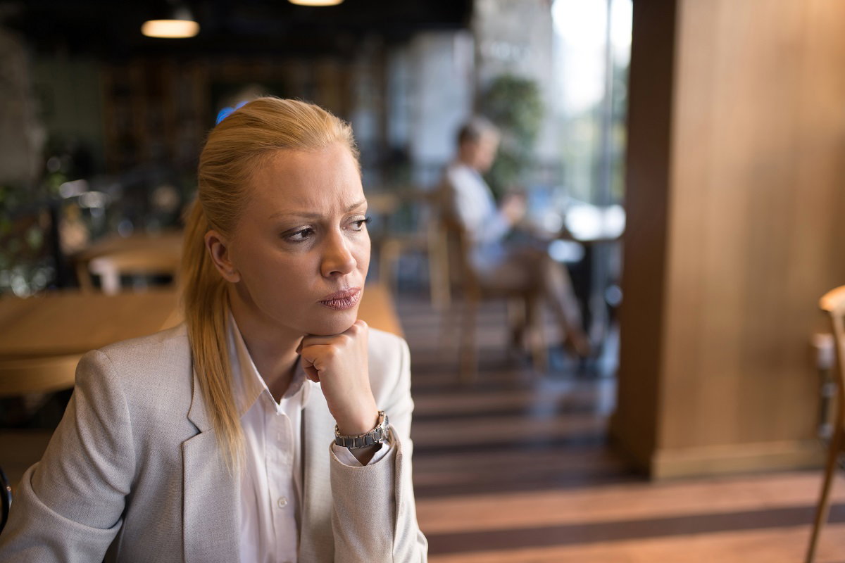 kobieta w restauracji