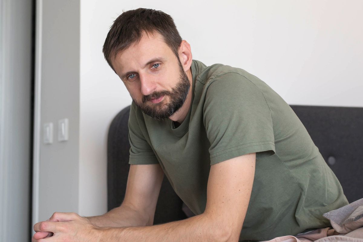 mężczyzna 30+ zmęczony życiem