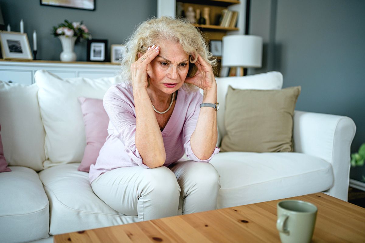 kobieta 60+  załamana