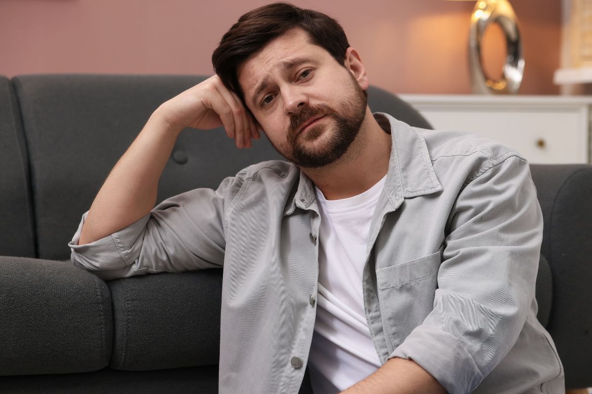 Zmartwiony mężczyzna