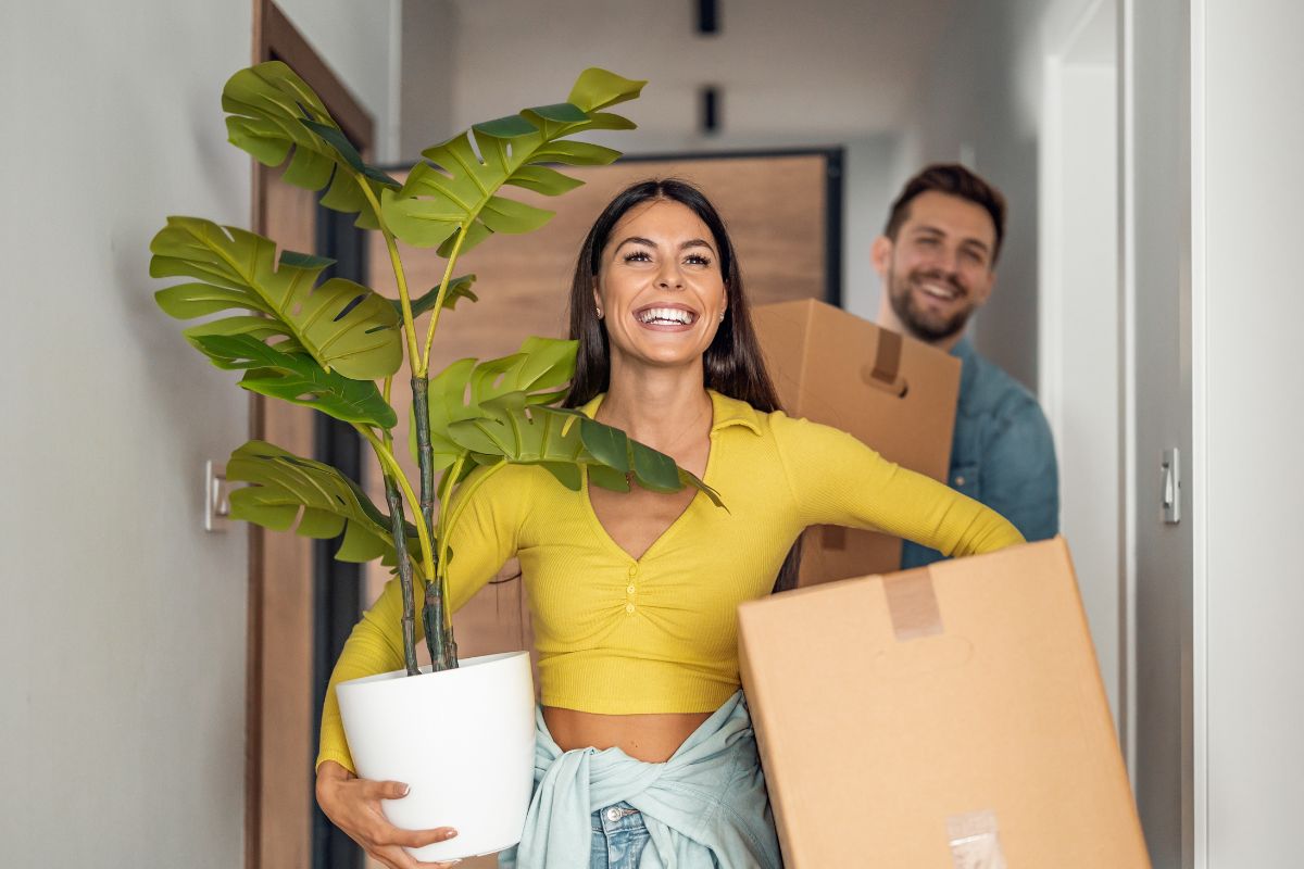 para w nowym mieszkaniu