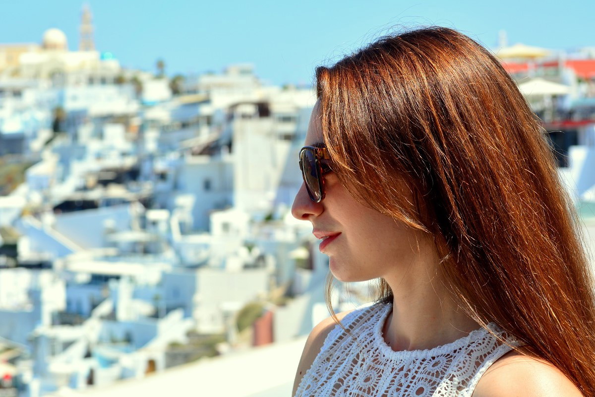 kobieta na Santorini