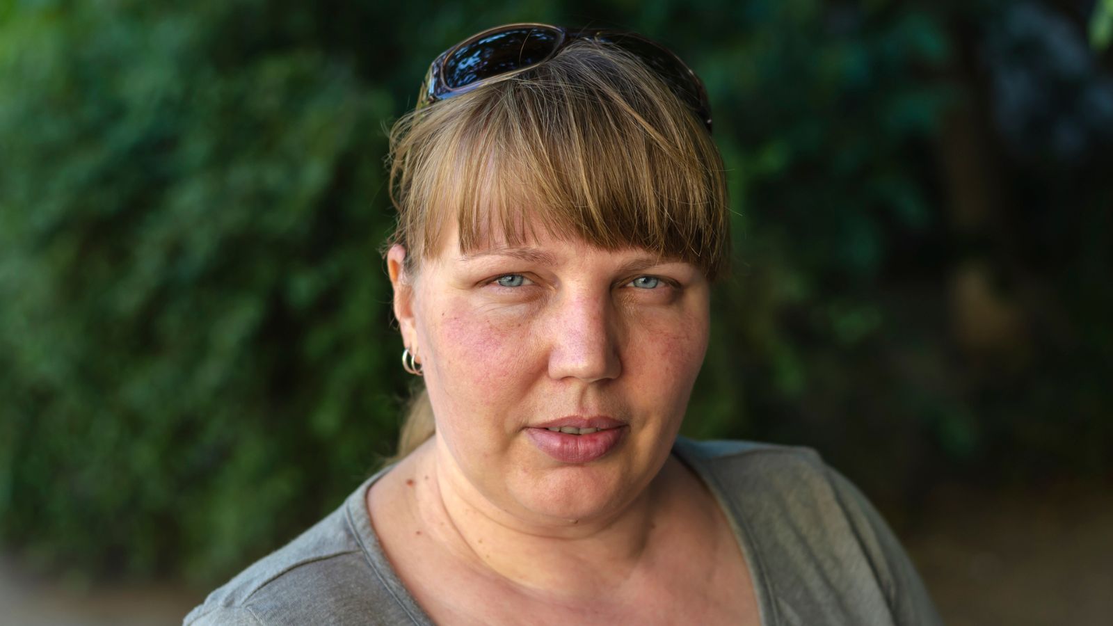kobieta 30+ poważna