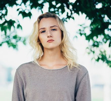 kobieta 30+ poważna