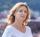 kobieta 40+ poważna