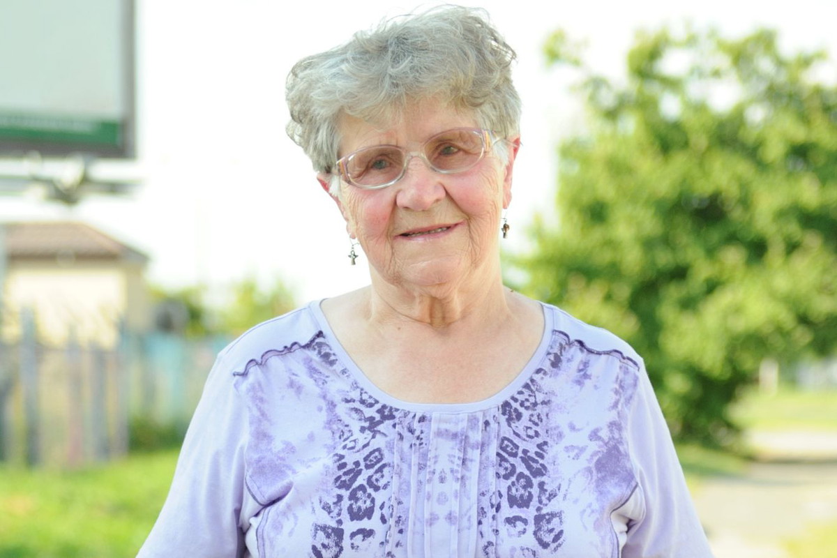 Starsza kobieta