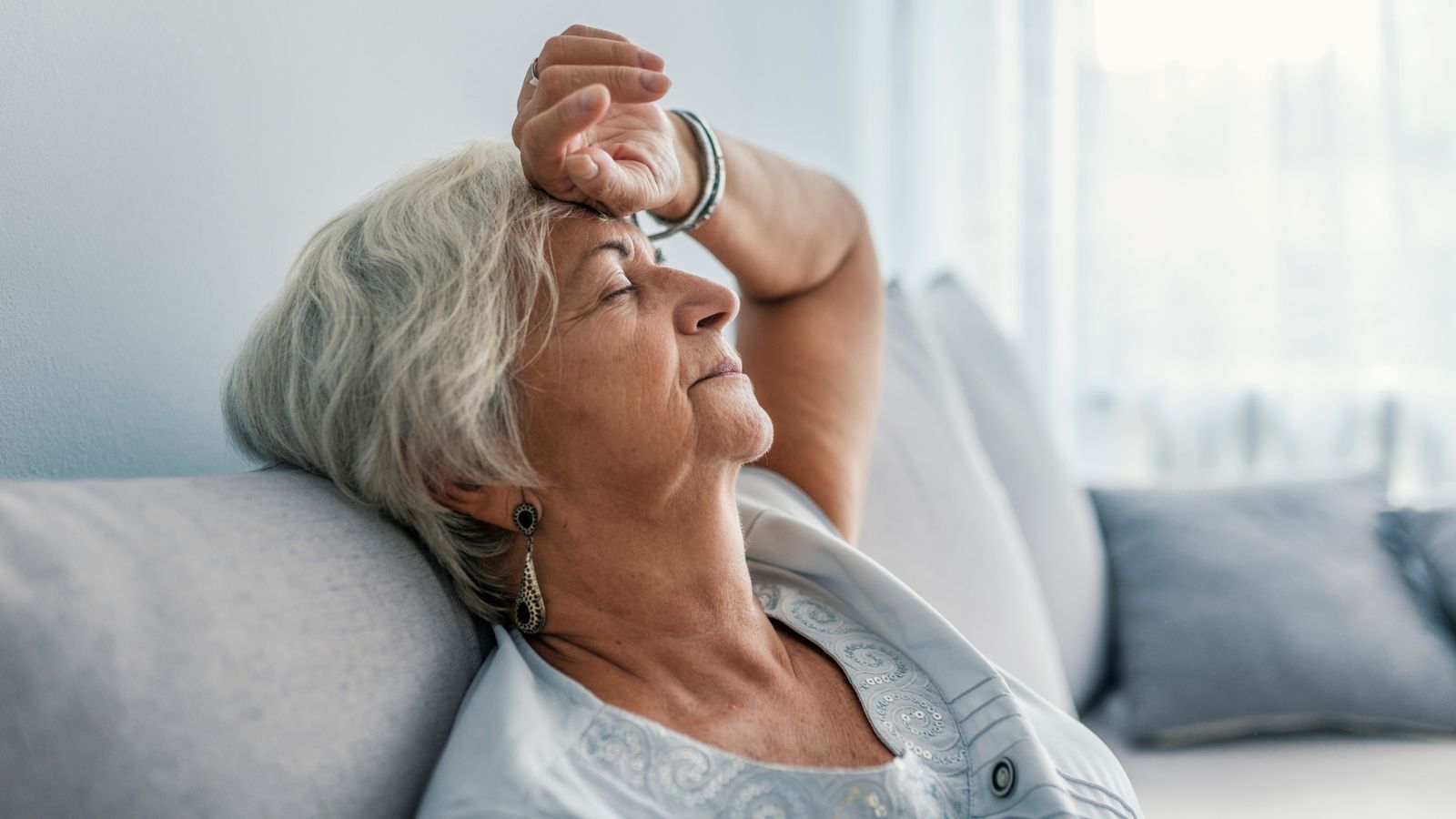 kobieta 60+ zmęczona