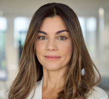pewna siebie kobieta