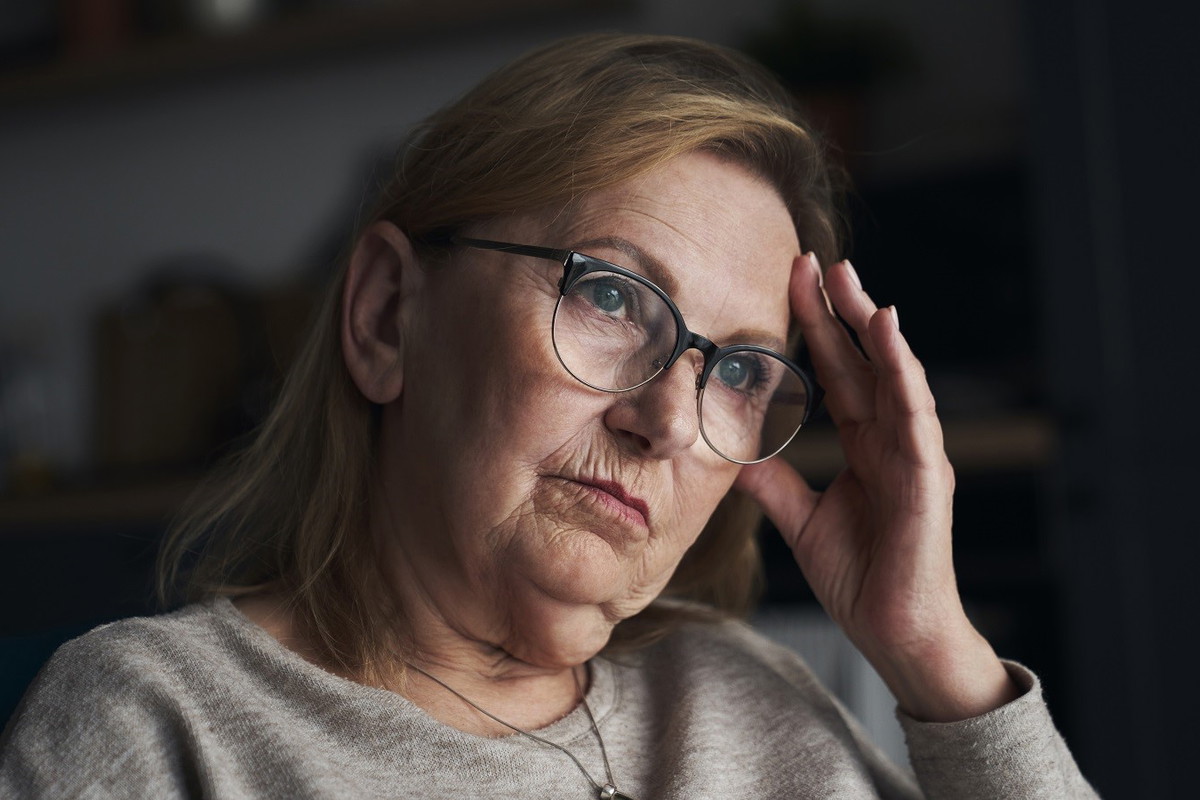 zdenerwowana seniorka