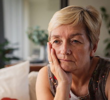 zmartwiona kobieta