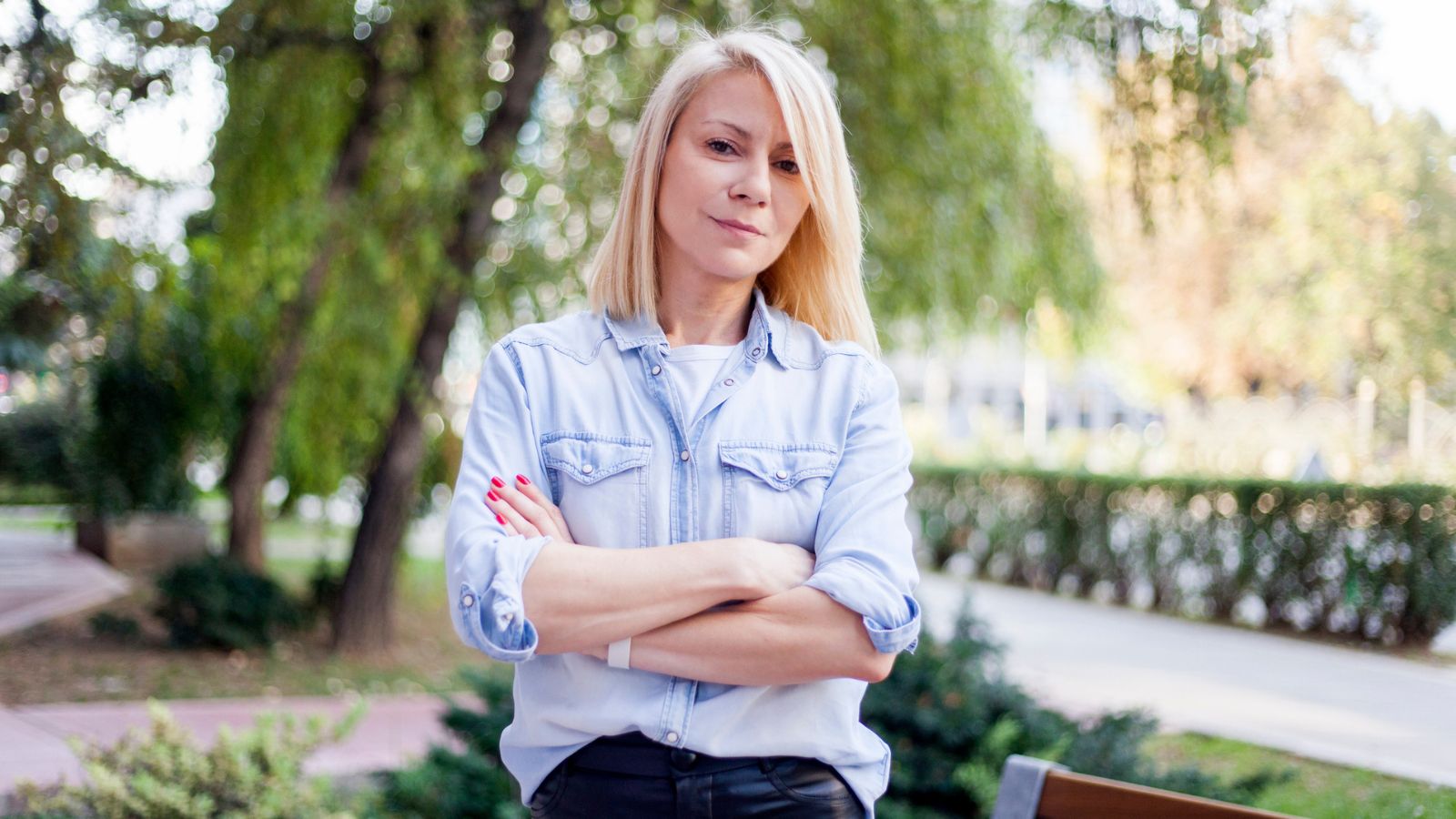 kobieta 40+, pomoc domowa dla teścia