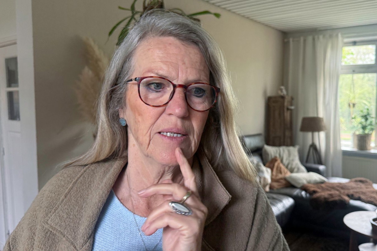 kobieta 60+ zmartwiona