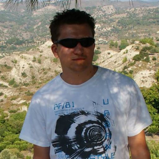 Bartosz Err