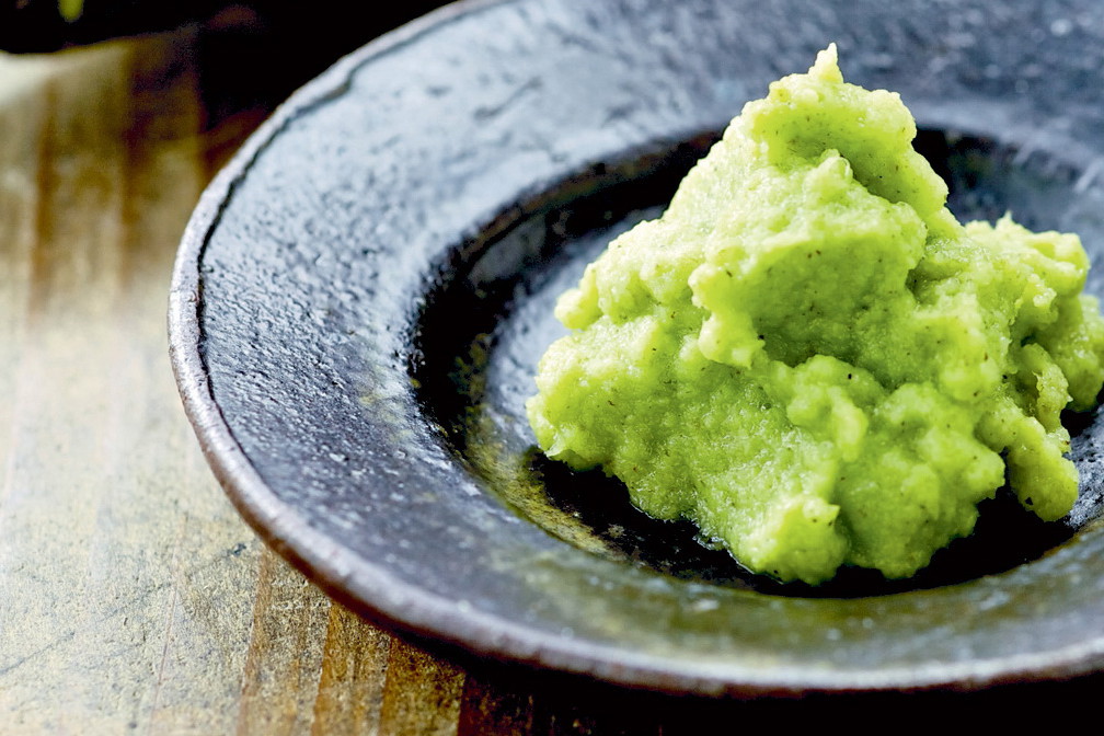 Korzenie chrzanu japońskiego korzystnie wpływają na trawienie i działają bakteriobójczo