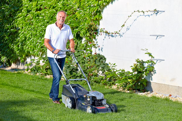 koszenie trawnika mnie relaksuje