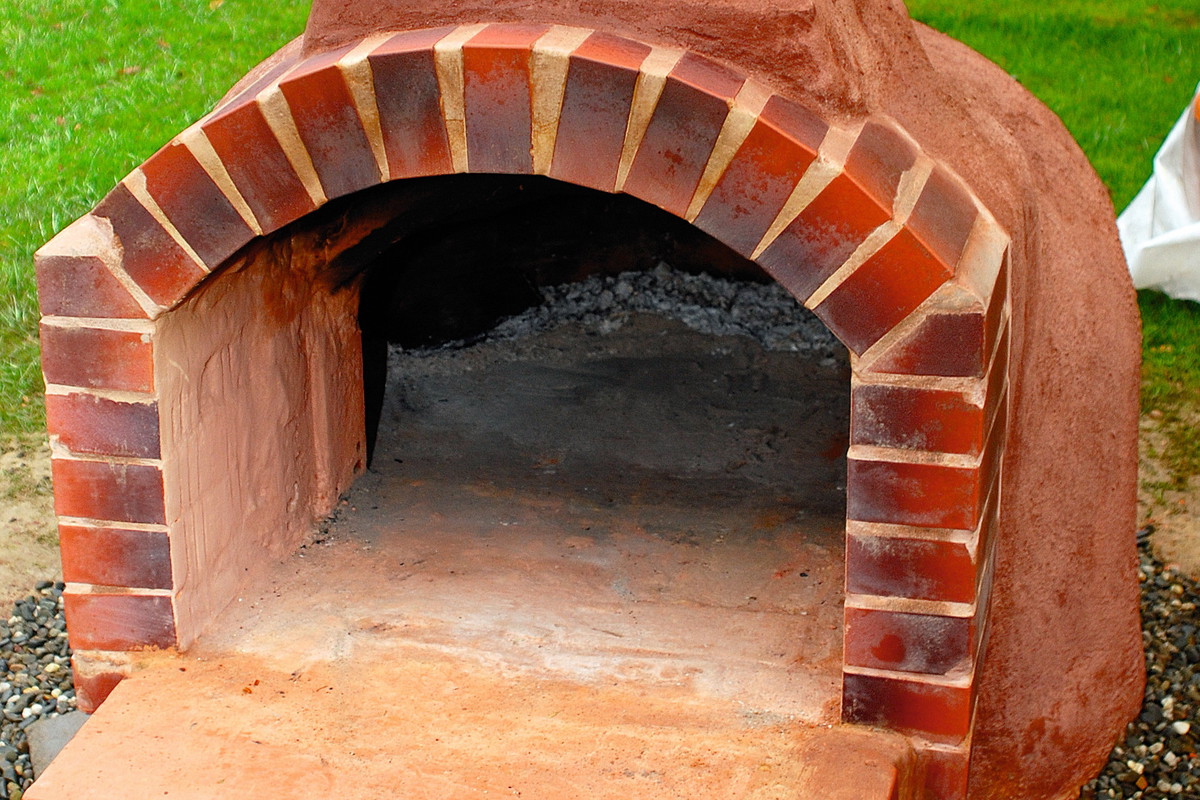 "Do wykończenia pieca posłużyła cegła klinkierowa." - Franciszek Grzegoszczyk