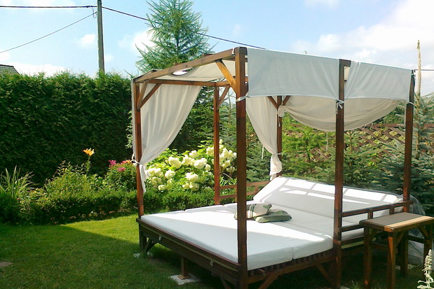 Letnia sypialnia. Miejsce idealne do kontaktu z przyrodą.