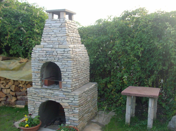 grill wybudowany własnoręcznie przez tatę :)