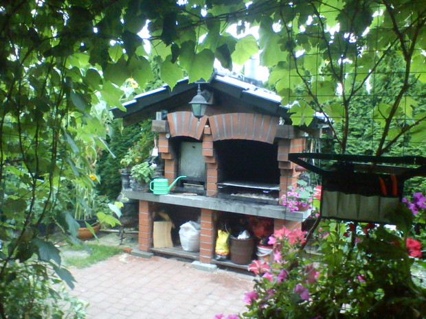 grilowędzarnia zadymiacza Marcina - spod rąk jego własnych wyrosła