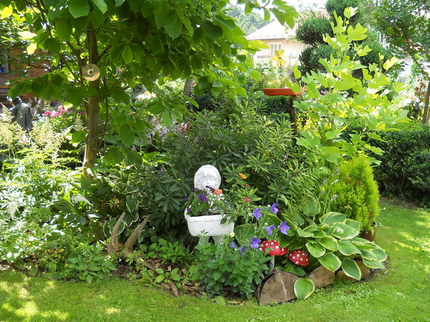 Marysieńka z kwiatami