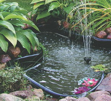 Woda jest filtrowana i napowietrzana dzięki fontannie z możliwością regulacji strumienia