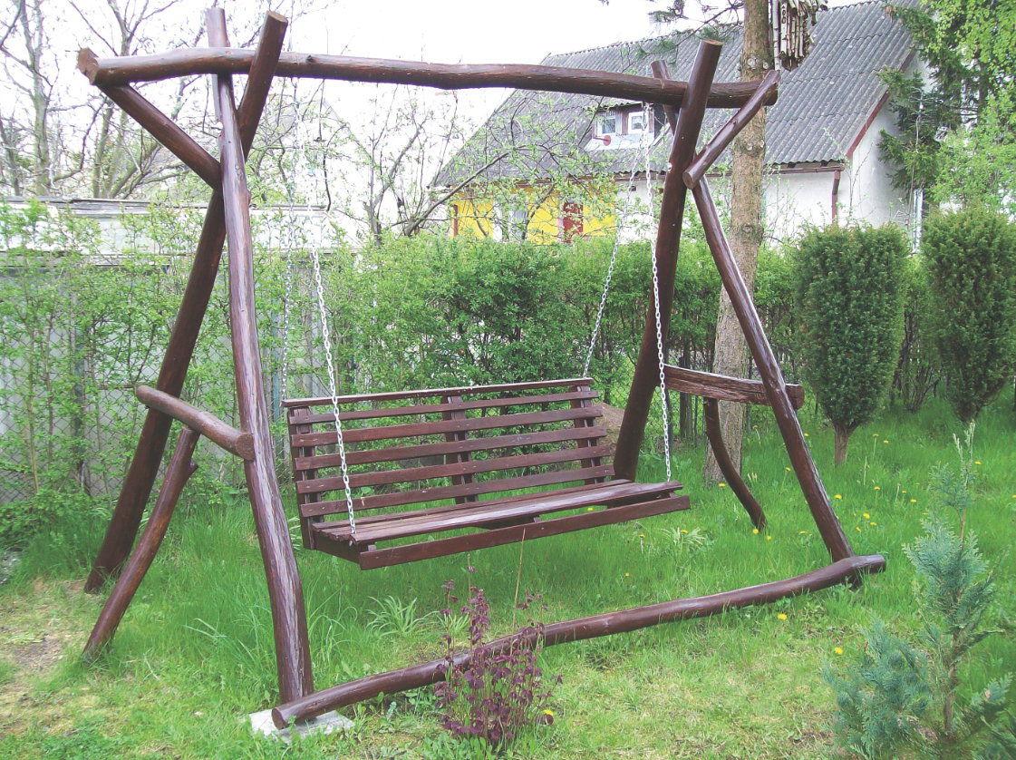 Huśtawkę ustawiliśmy w słonecznym miejscu, żeby zawsze było na niej ciepło i przyjemnie.