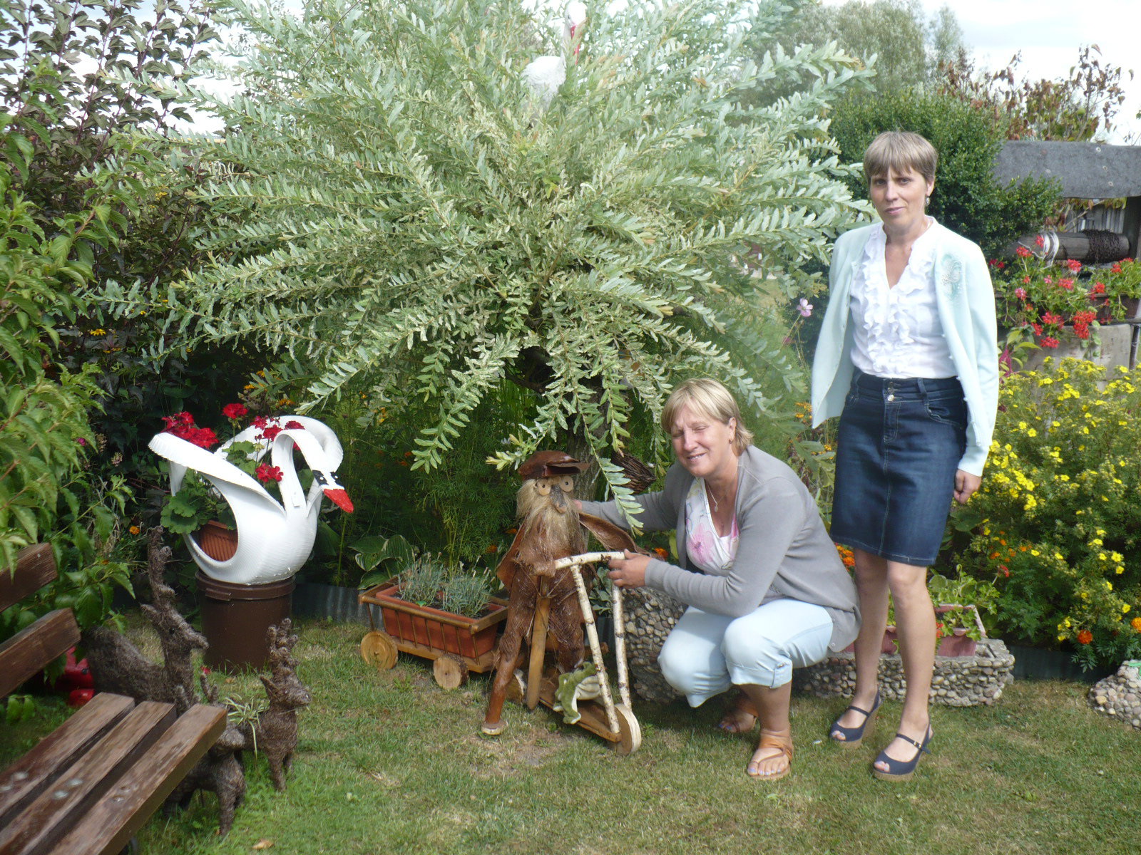 labądź ręcznie wykonany z opony przez mojego brata