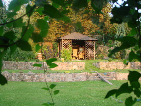 Miejsce wypoczynku i wieczornych spotkań z przyjaciółmi...altana.