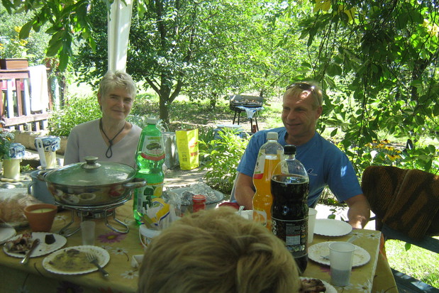 NIEDZIELNY OBIAD Z BABCIĄ NA DZIAŁCE.