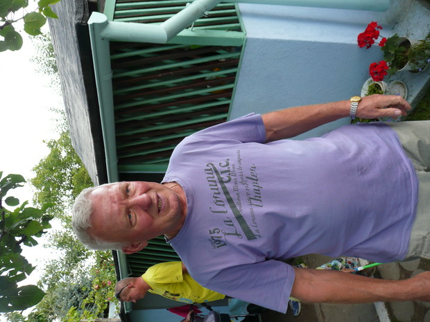 To ja Zdzisław - właściciel ogrodu.