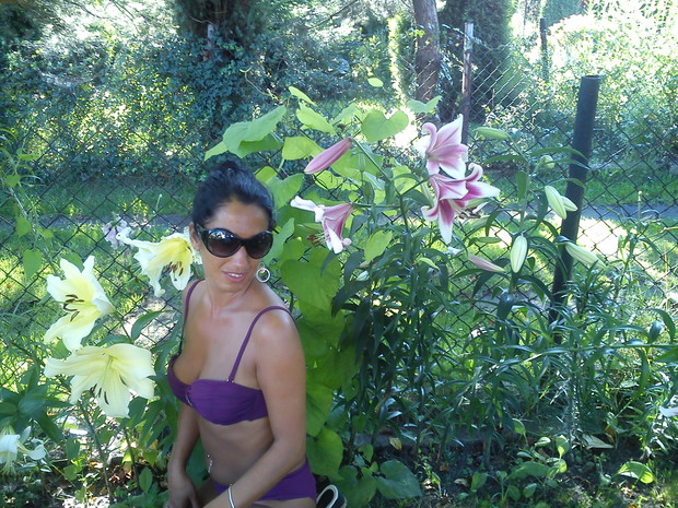 W towarzystwie moich ukochanych lilii.