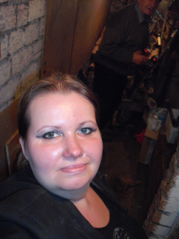 W PIWNICY
U DZIADKA
PO SPACERZE
NA DESZCZU