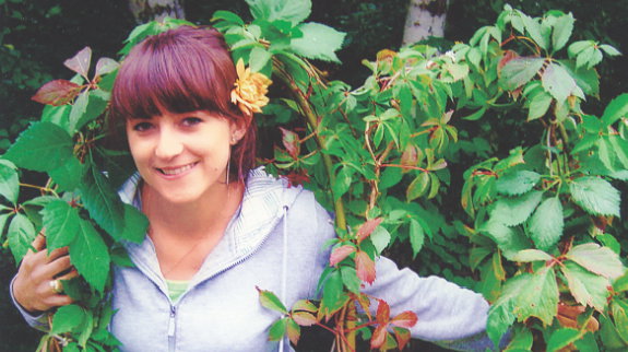 Stelaż w kształcie serca można wykonać z wikliny lub bambusa.