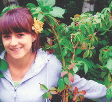 Stelaż w kształcie serca można wykonać z wikliny lub bambusa.