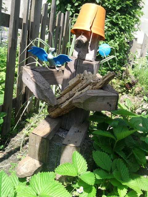 Ludek został zrobiony przez męża z resztek po remoncie