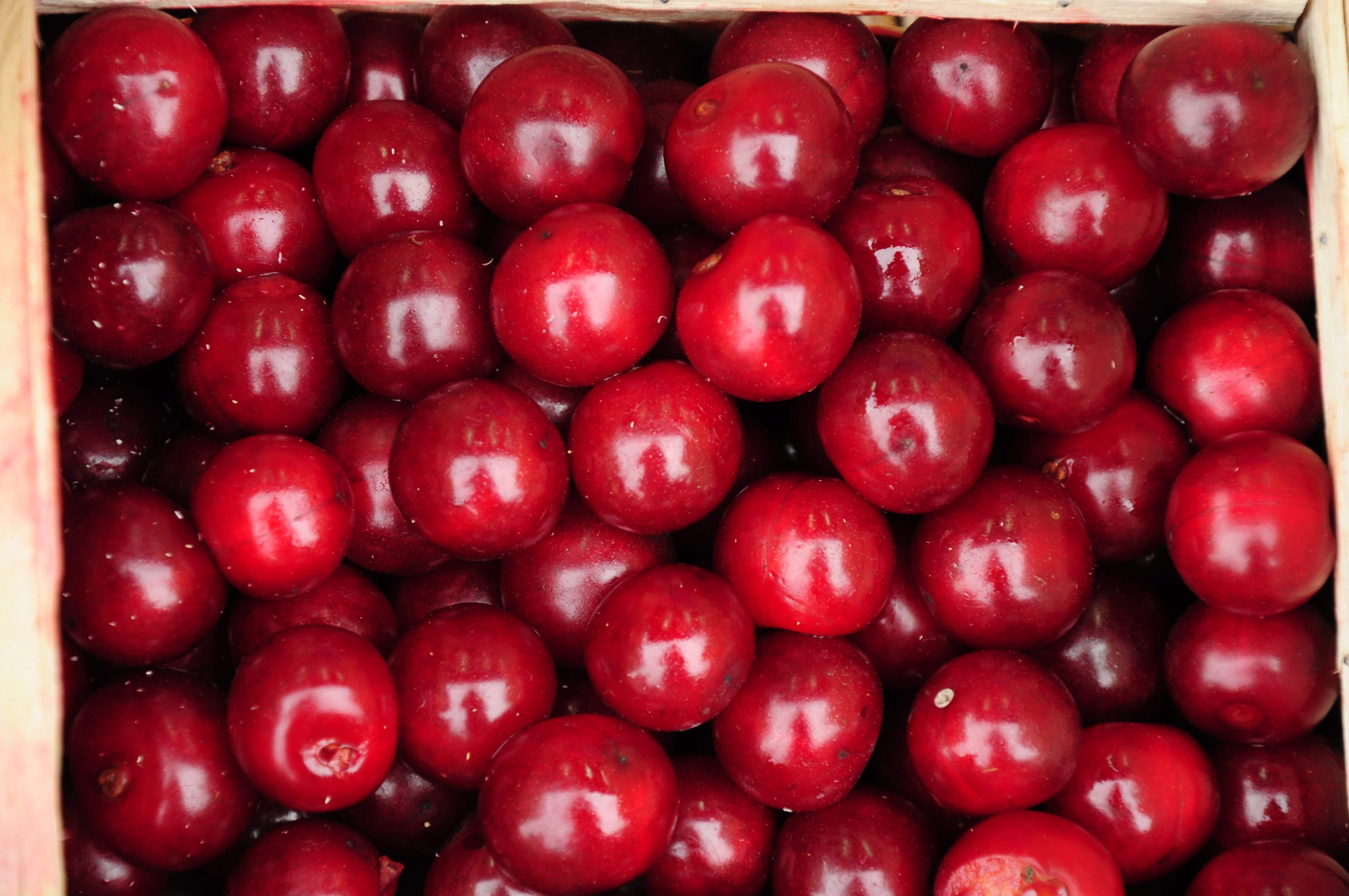 Oprócz witamin owoce zawierają też dużo minerałów, m.in. żelazo, magnez, wapń i potas. 