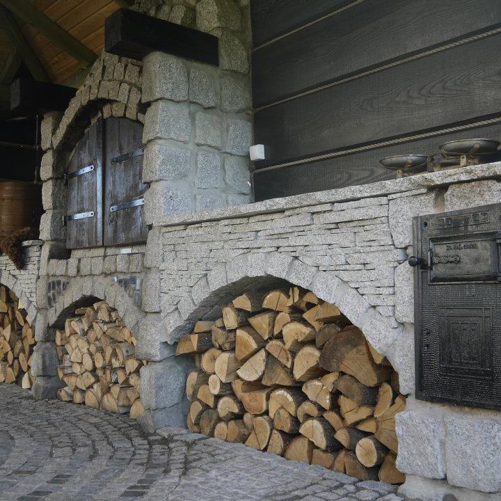 nasza wędzarnia - zbudowana przez męża, pomysł własny 