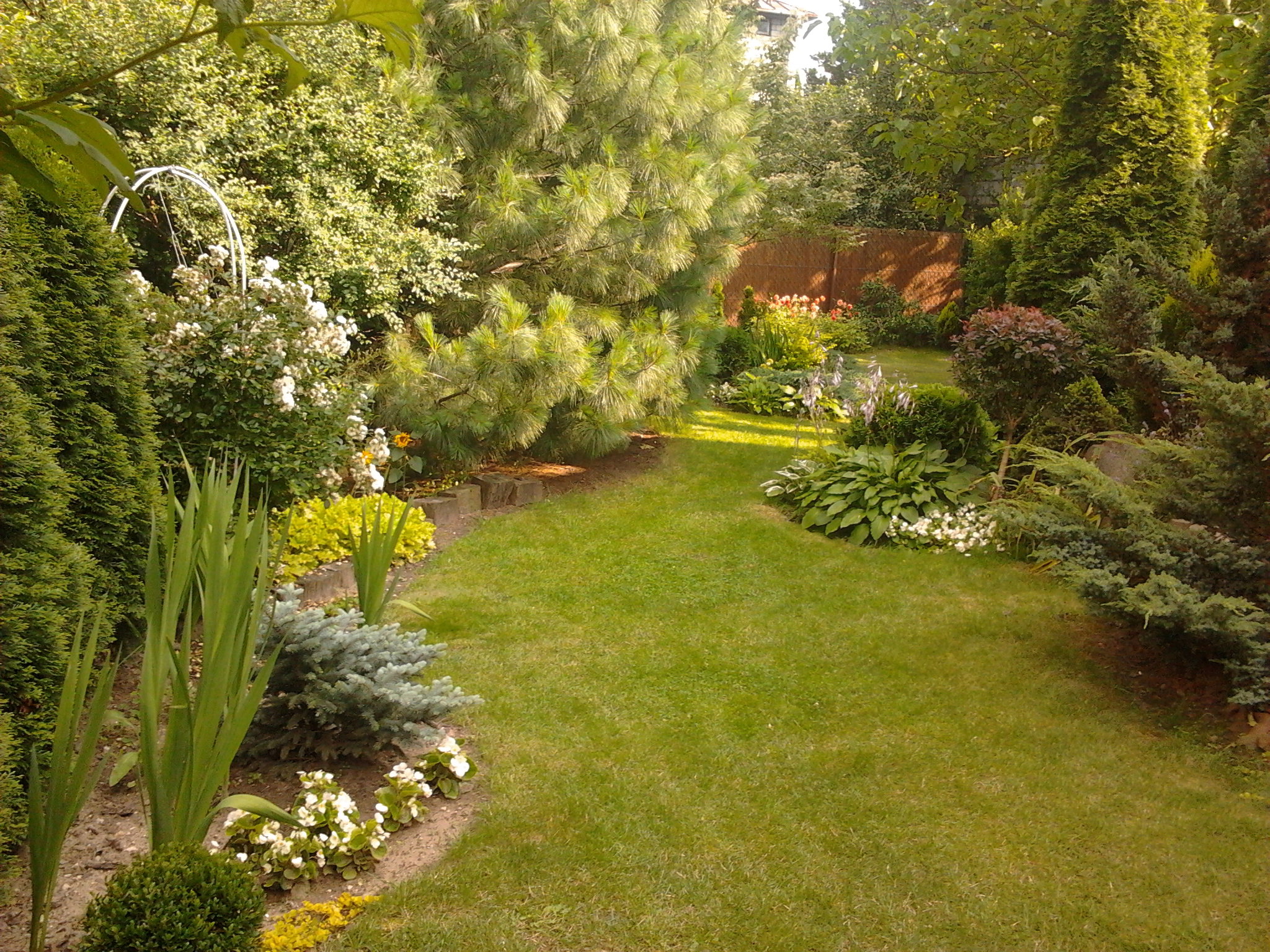 Ścieżka do ogrodu...