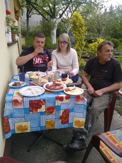 jedzonko z grilla na powietrzu wchodzi znacznie lepiej :) 

