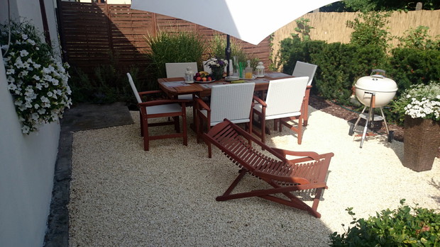 Kameralny zakątek ogrodowy - mini plaża