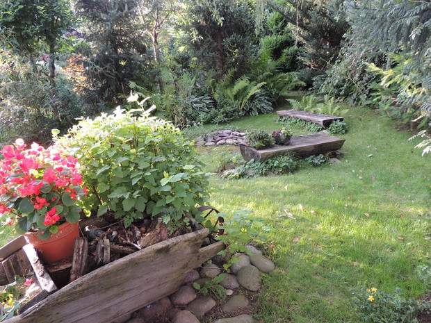 Miejsce do sielskiego wypoczynku przy pieczonych ziemniaczkach i kiełbasce