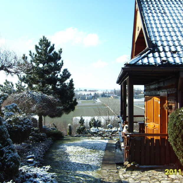 ORANEK ZIMOWY PRZED CHALUPA