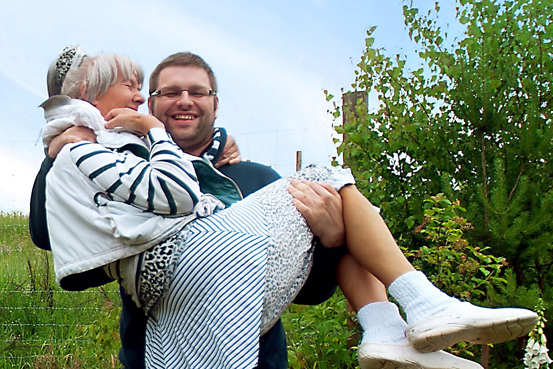 Syn Piotr za owocowe przysmaki nosi mnie na rękach ;).