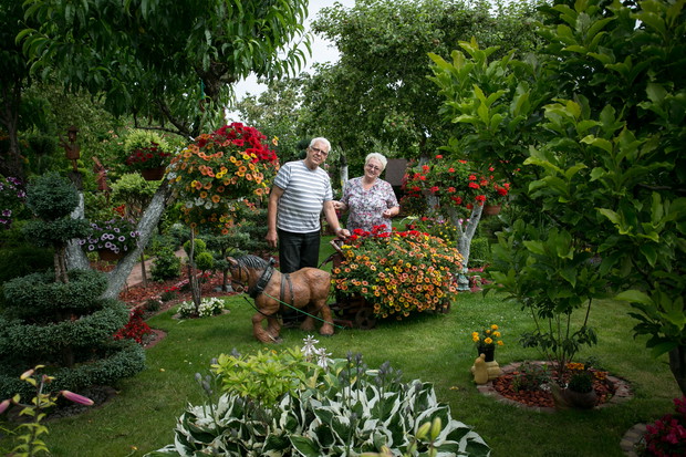 W naszym ogrodzie - w naszym drugim domu.