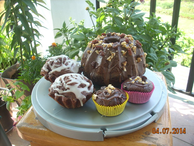 Domowe wypieki smakują najlepiej na świeżym powietrzu.