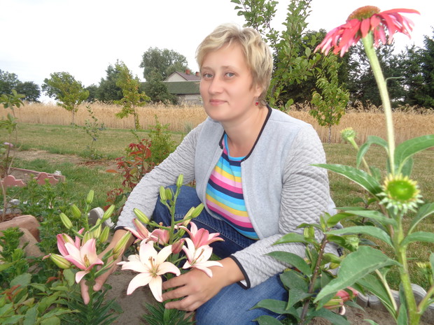 Lilie kuszą wspaniałym aromatem. 