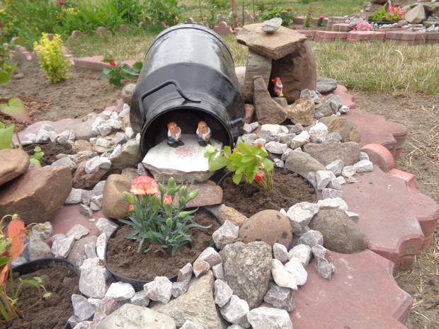 Zakamarki skrzatów.