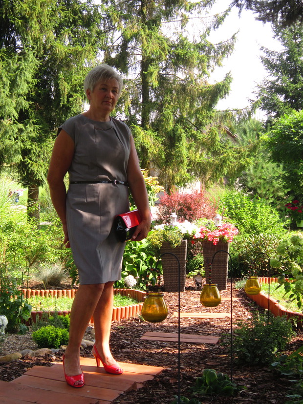 Mama na tle najnowszej rabaty