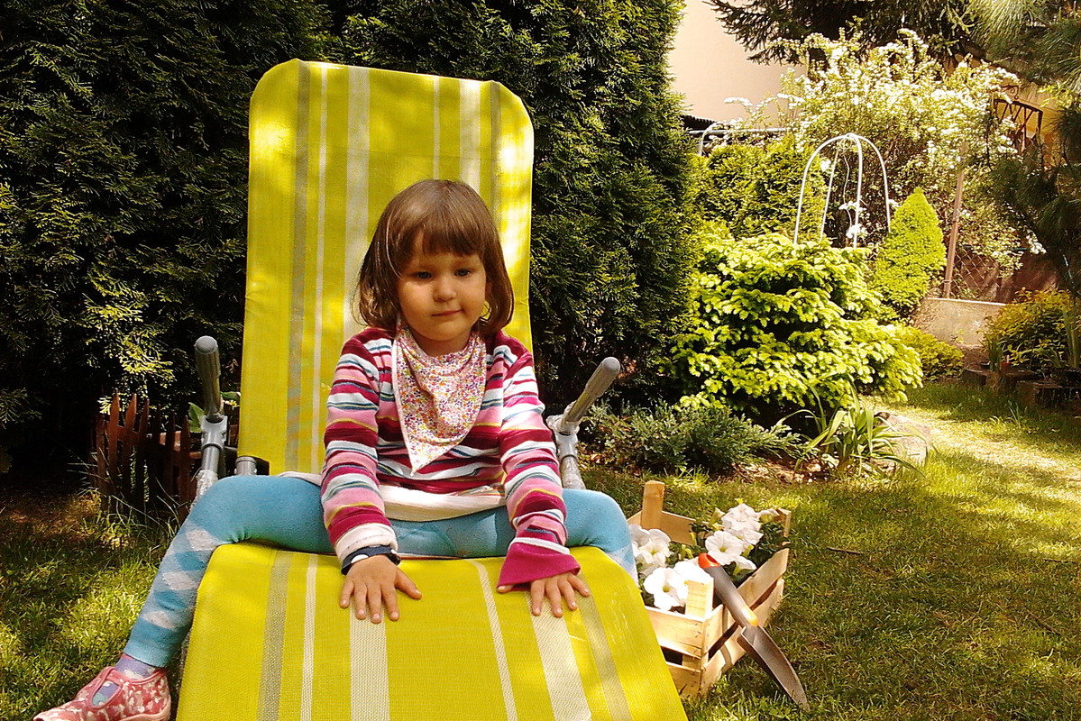 Po ciężkiej pracy.... chwila relaksu w ogrodzie.